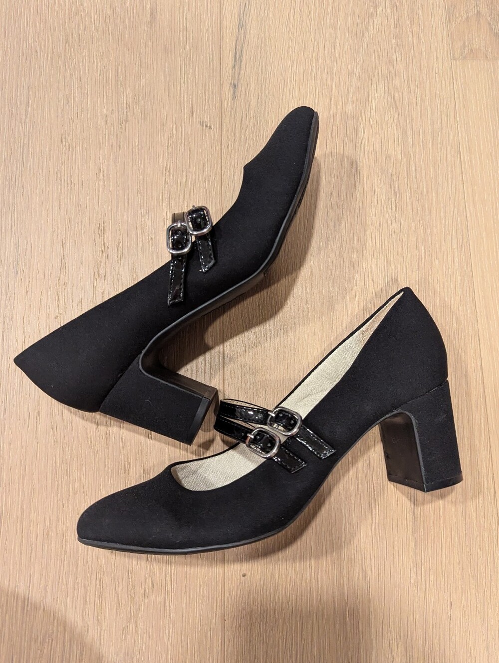 Life Stride Black Mary Jane Block Heel Pumps - Picture 2 of 8